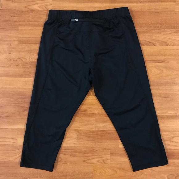 Cropped Leggings - Picture 2 of 3